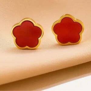 Stainless steel 14k gold plated clover earrings
